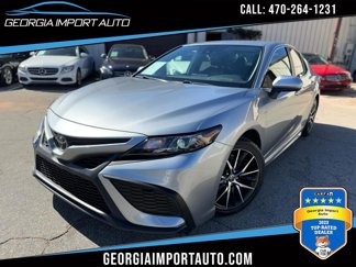 Used 2021 Toyota Camry SE image 1