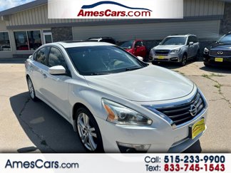 Used 2013 Nissan Altima 3.5 SV w/ Navigation Pkg image 1