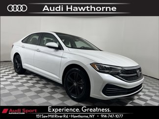 Used 2024 Volkswagen Jetta SE w/ Panoramic Sunroof Package image 1
