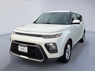 Used 2022 Kia Soul LX w/ Technology Package video 1