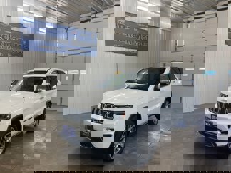 Used 2020 Jeep Grand Cherokee Limited w/ Premium Lighting Group image 1