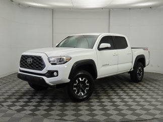 Used 2020 Toyota Tacoma TRD Off-Road image 1