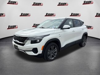 Certified 2023 Kia Seltos LX image 1