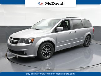 Used 2017 Dodge Grand Caravan GT image 1