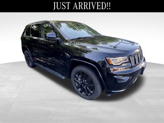 Used 2021 Jeep Grand Cherokee Laredo X image 1