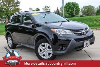 Used 2015 Toyota RAV4 LE image 1