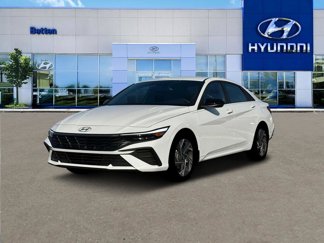 New 2025 Hyundai Elantra SEL image 1