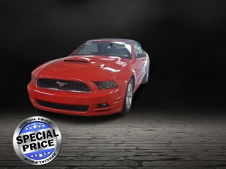 Used 2013 Ford Mustang Convertible image 1