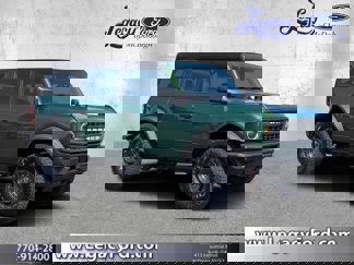 New 2025 Ford Bronco 4-Door w/ Sasquatch Package image 1