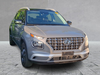 Used 2022 Hyundai Venue Limited image 1