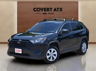 Used 2019 Toyota RAV4 LE image 1