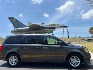 Used 2020 Dodge Grand Caravan SXT image 1