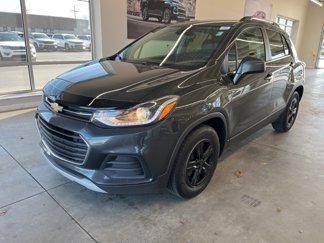 Used 2018 Chevrolet Trax LT w/ LT Convenience Package image 1