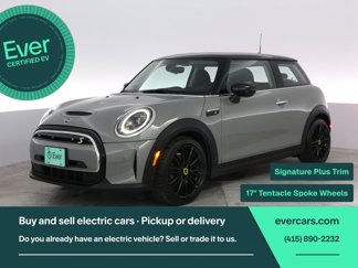 Used 2023 MINI Cooper SE w/ Driver Assistance Package image 1