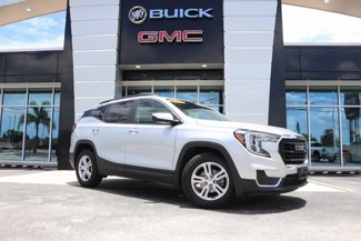 Certified 2022 GMC Terrain SLE w/ Driver Convenience Package image 1
