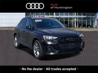 Used 2022 Audi Q3 2.0T Premium w/ Black Optic Sport Package image 1
