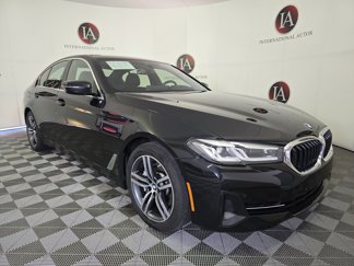 Used 2022 BMW 530i xDrive w/ Premium Package image 1
