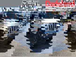 Certified 2023 Jeep Gladiator Overland image 1