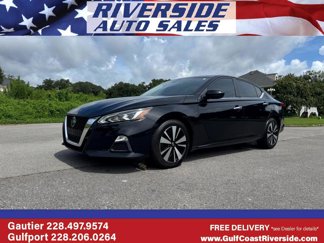 Used 2021 Nissan Altima 2.5 SV image 1