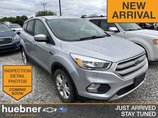 Used 2019 Ford Escape SE image 1