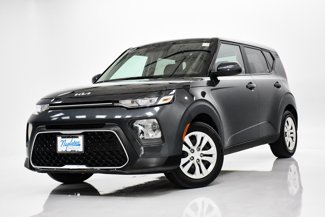 Used 2022 Kia Soul LX image 1