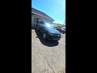 Used 2014 Volkswagen Touareg TDI image 1