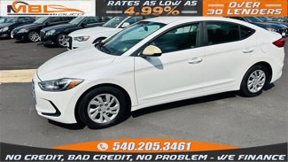 Used 2017 Hyundai Elantra SE image 1