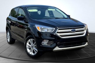 Used 2019 Ford Escape SE image 1