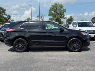 Used 2024 Ford Edge SE w/ Black Appearance Package image 1