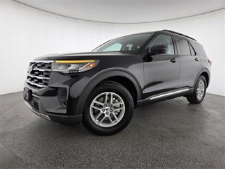 Used 2025 Ford Explorer Active image 1