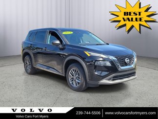 Used 2023 Nissan Rogue S image 1