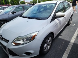 Used 2014 Ford Focus SE w/ SE Winter Package image 1