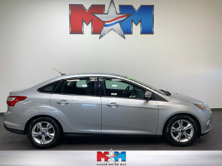 Used 2014 Ford Focus SE image 1