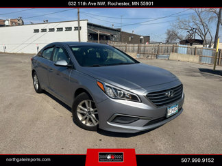 Used 2016 Hyundai Sonata SE image 1