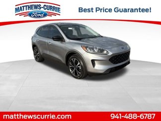 Certified 2022 Ford Escape SE w/ SE Sport Appearance Package image 1