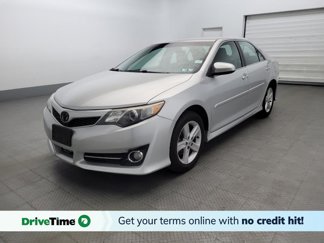 Used 2014 Toyota Camry SE image 1