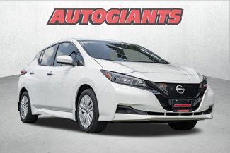 Used 2023 Nissan Leaf S image 1
