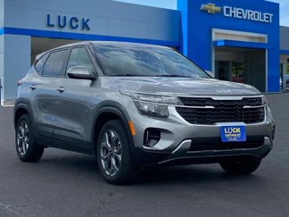 Used 2024 Kia Seltos LX image 1