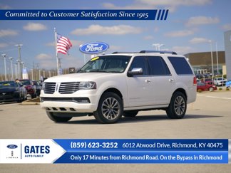 Used 2016 Lincoln Navigator Select image 1