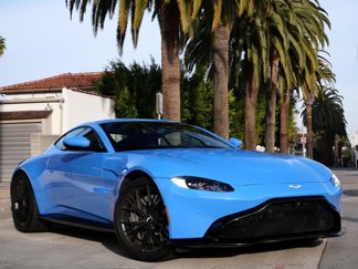 Used 2021 Aston Martin V8 Vantage Coupe image 1