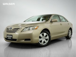 Used 2009 Toyota Camry LE image 1