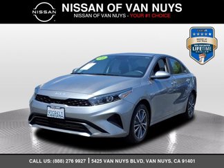 Used 2023 Kia Forte LXS image 1