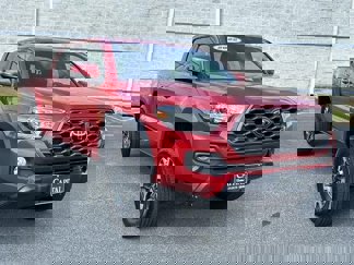 Used 2022 Toyota Tacoma SR image 1