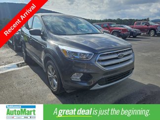 Used 2019 Ford Escape SE image 1