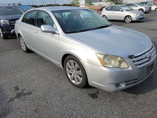 Used 2005 Toyota Avalon XL image 1