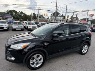 Used 2016 Ford Escape SE w/ SE Leather Comfort Package image 1