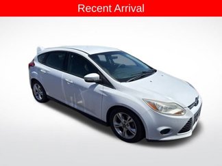 Used 2014 Ford Focus SE w/ SE Winter Package image 1