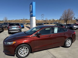 Used 2016 Ford Fusion SE image 1