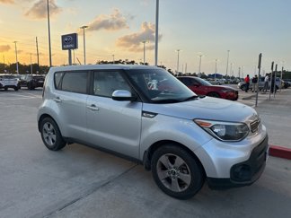 Used 2017 Kia Soul w/ Convenience Package image 1