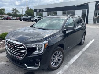 Used 2023 GMC Terrain SLT w/ Infotainment Package II image 1